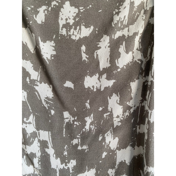Fabrik Gray and White Print Dress - Picture 3 of 5